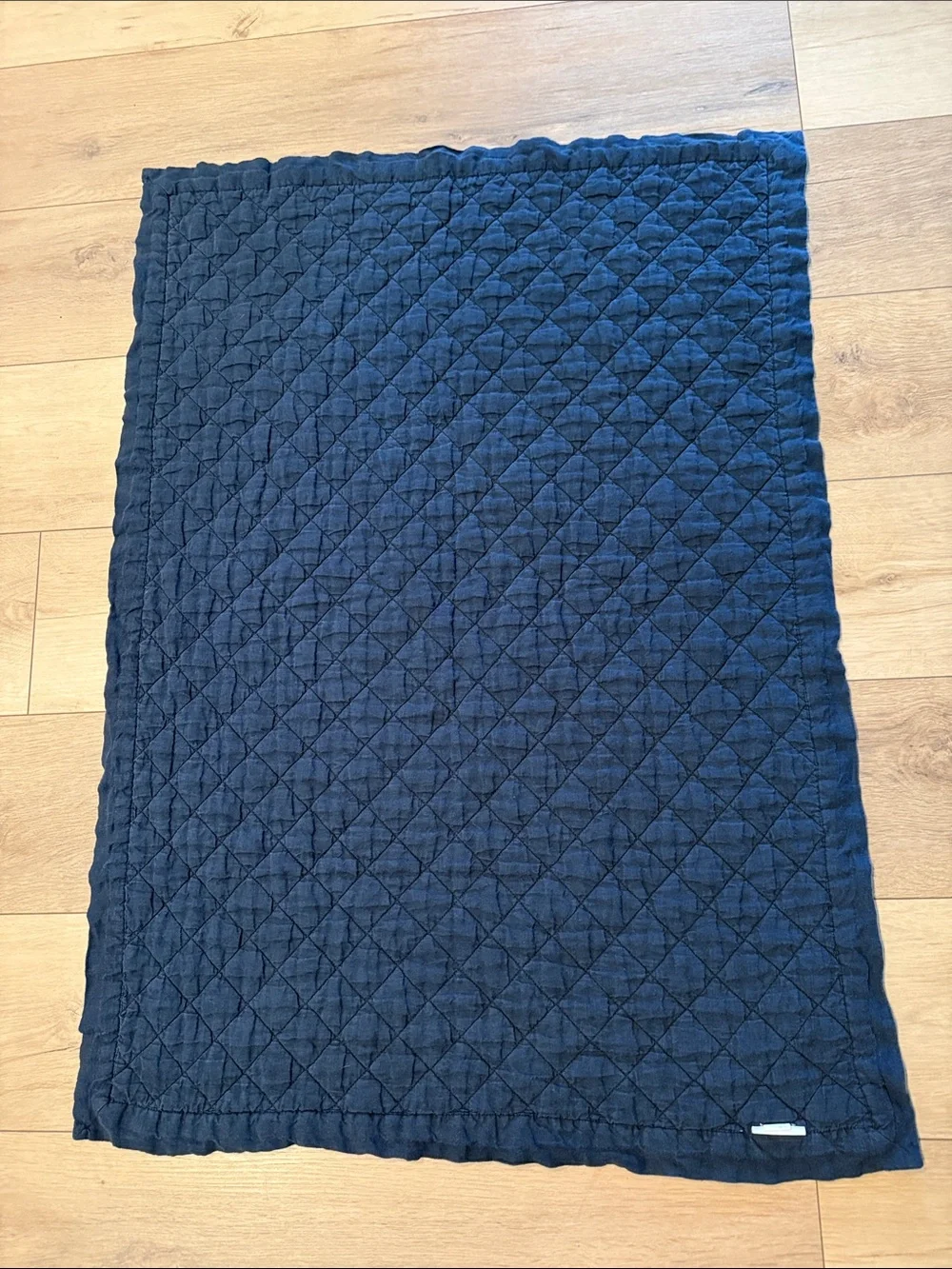 EUC Pottery Barn Kids Belgian Flax Linen Navy Toddler Quilt